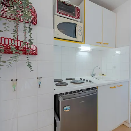Apartamento Cap De Mer By Interhome